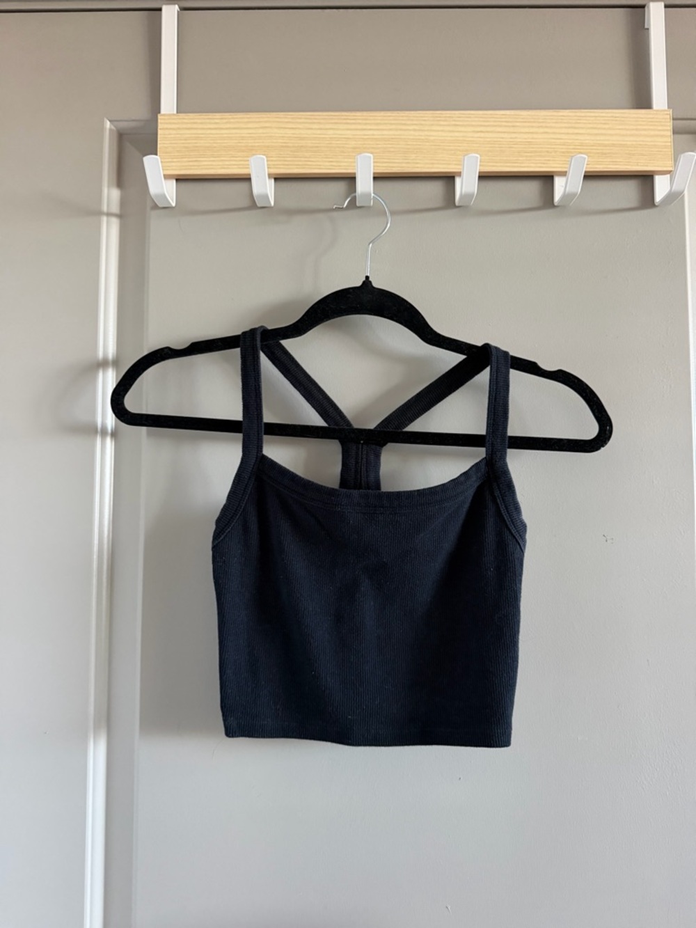 PacSun Black Ribbed Crossback Cropped Tank